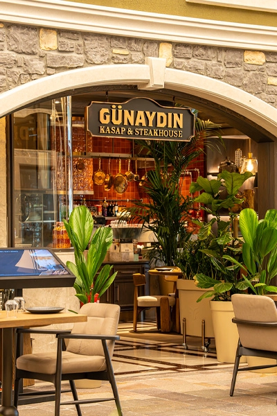 İZMİR İSTİNYEPARK AVM